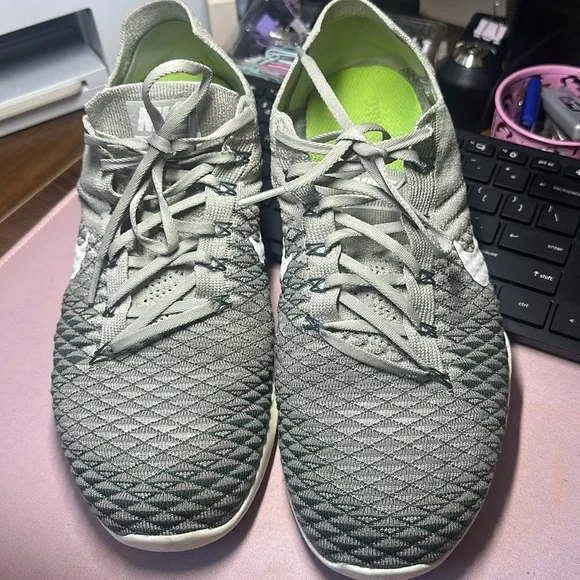 Nike Womens Free TR Flyknit 2 Running Shoes 9 - Picture 7 of 7